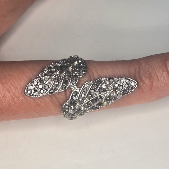 Silver Feather Leaf Wrap Ring - Picture 4 of 6